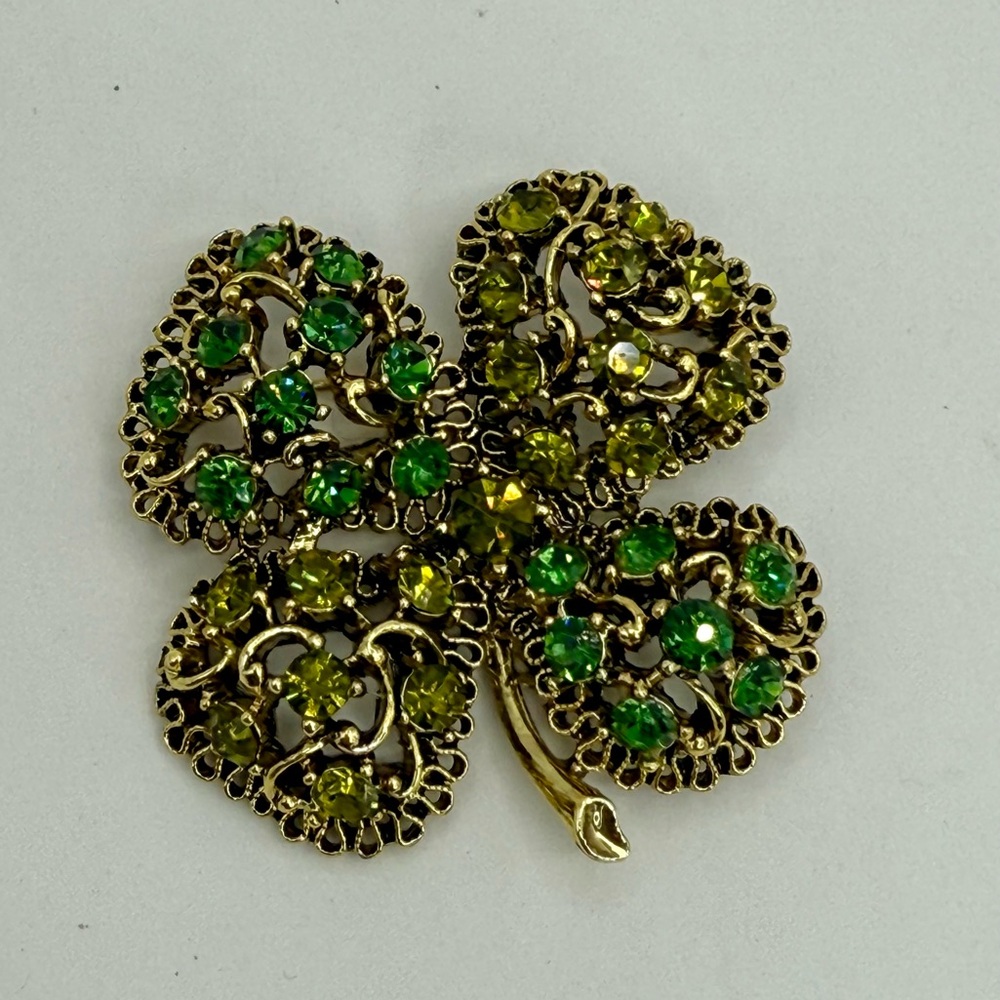 Vintage Multi-colored Green Four Leaf Clover Brooch Set in Gold Tone